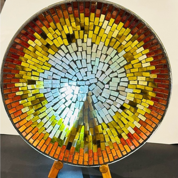 Mosaic Plate. Don't know much about it but beautiful, made with stained glass - Picture 9 of 9